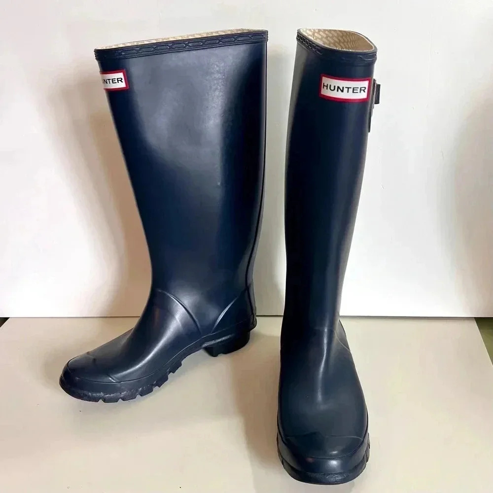 Women's‎ Hunter Boots Navy blue Red tall Size 6